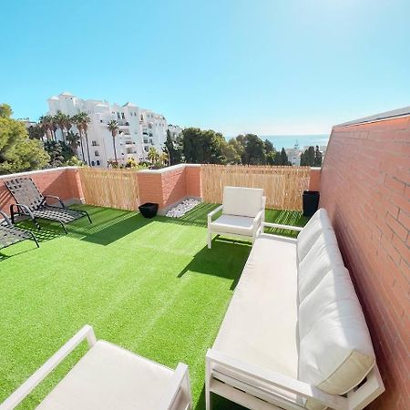 Cozy Apartment With Large Terrace Torremolinos Exteriör bild