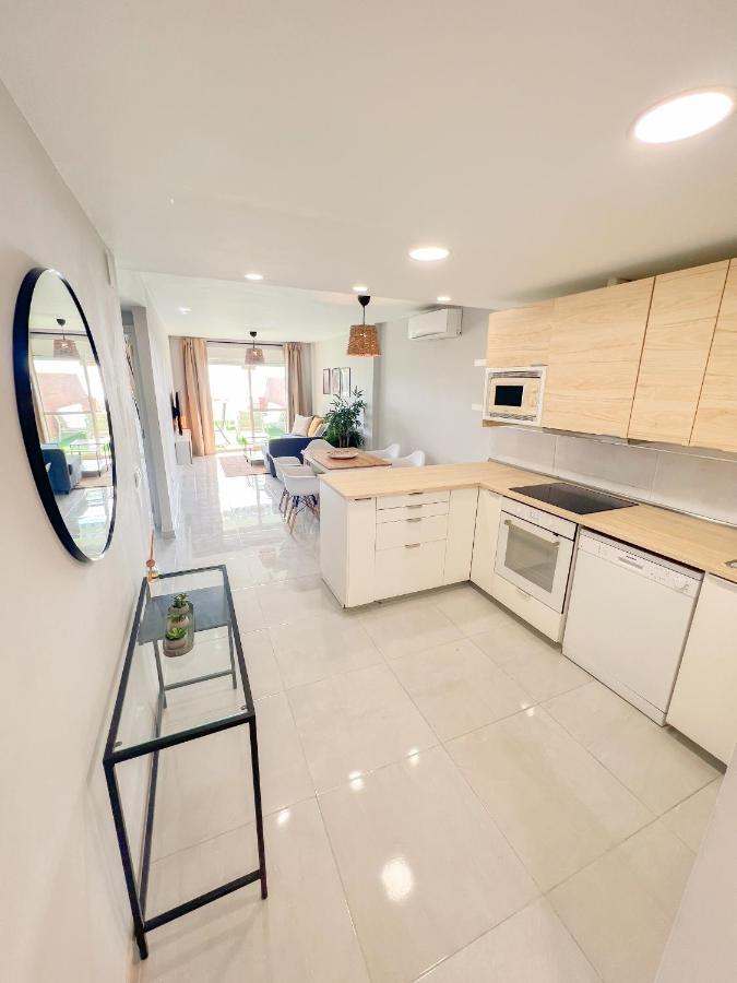 Cozy Apartment With Large Terrace Torremolinos Exteriör bild