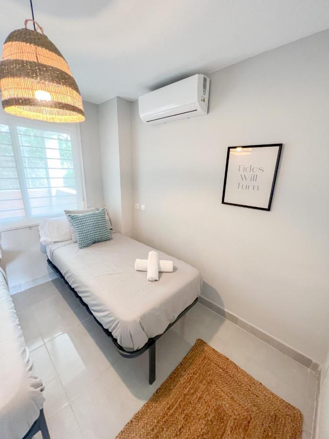 Cozy Apartment With Large Terrace Torremolinos Exteriör bild