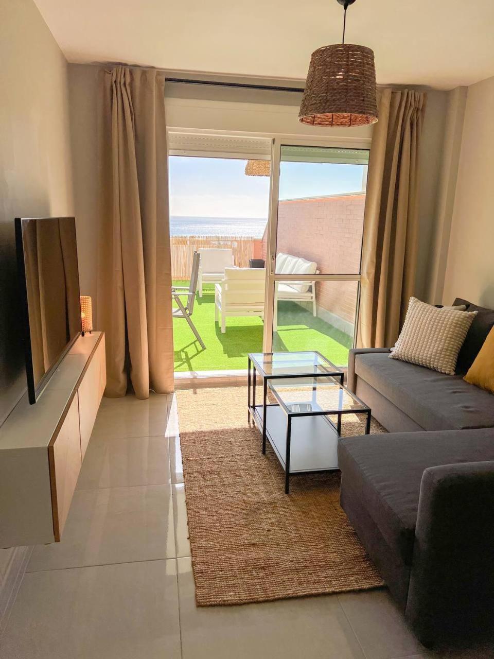 Cozy Apartment With Large Terrace Torremolinos Exteriör bild